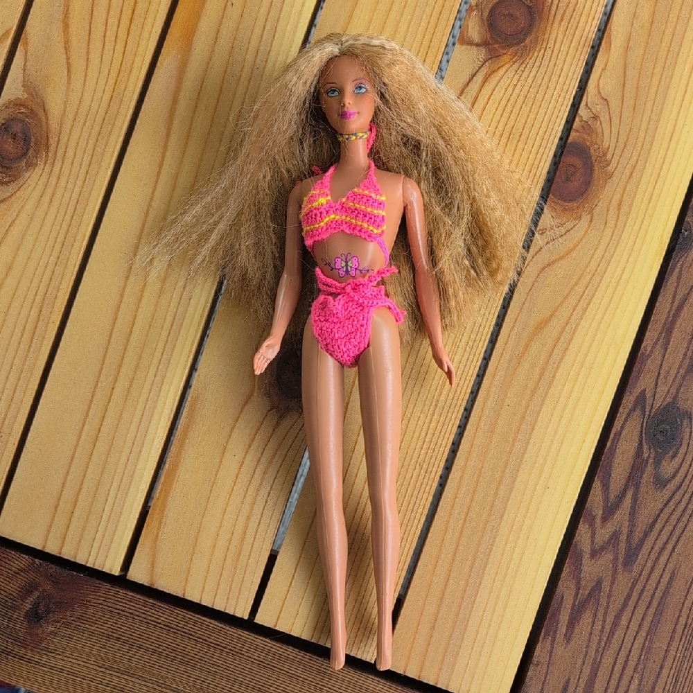 1996 Butterfly Art Barbie Doll